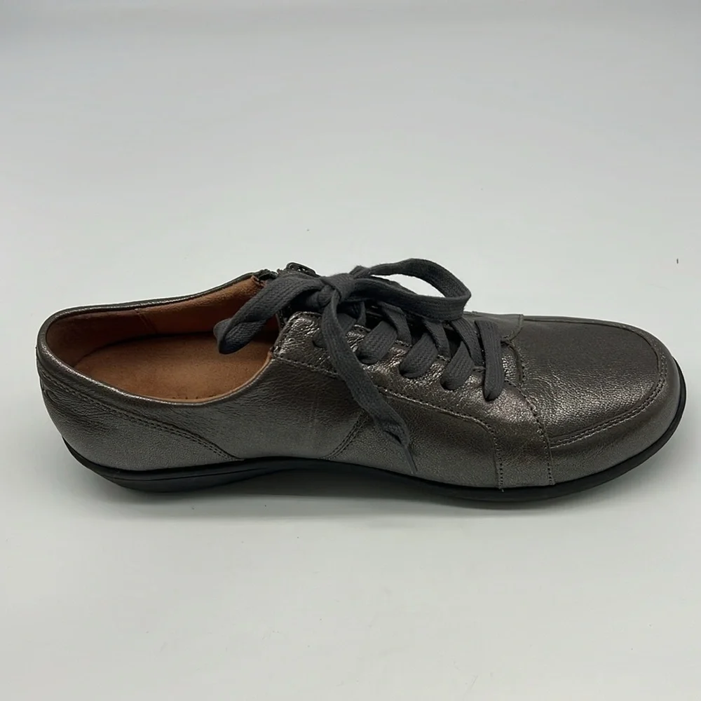 Vionic - Abigail Lace And Zip Up Pewter Metallic Lightweight Leather Sneaker SZ8